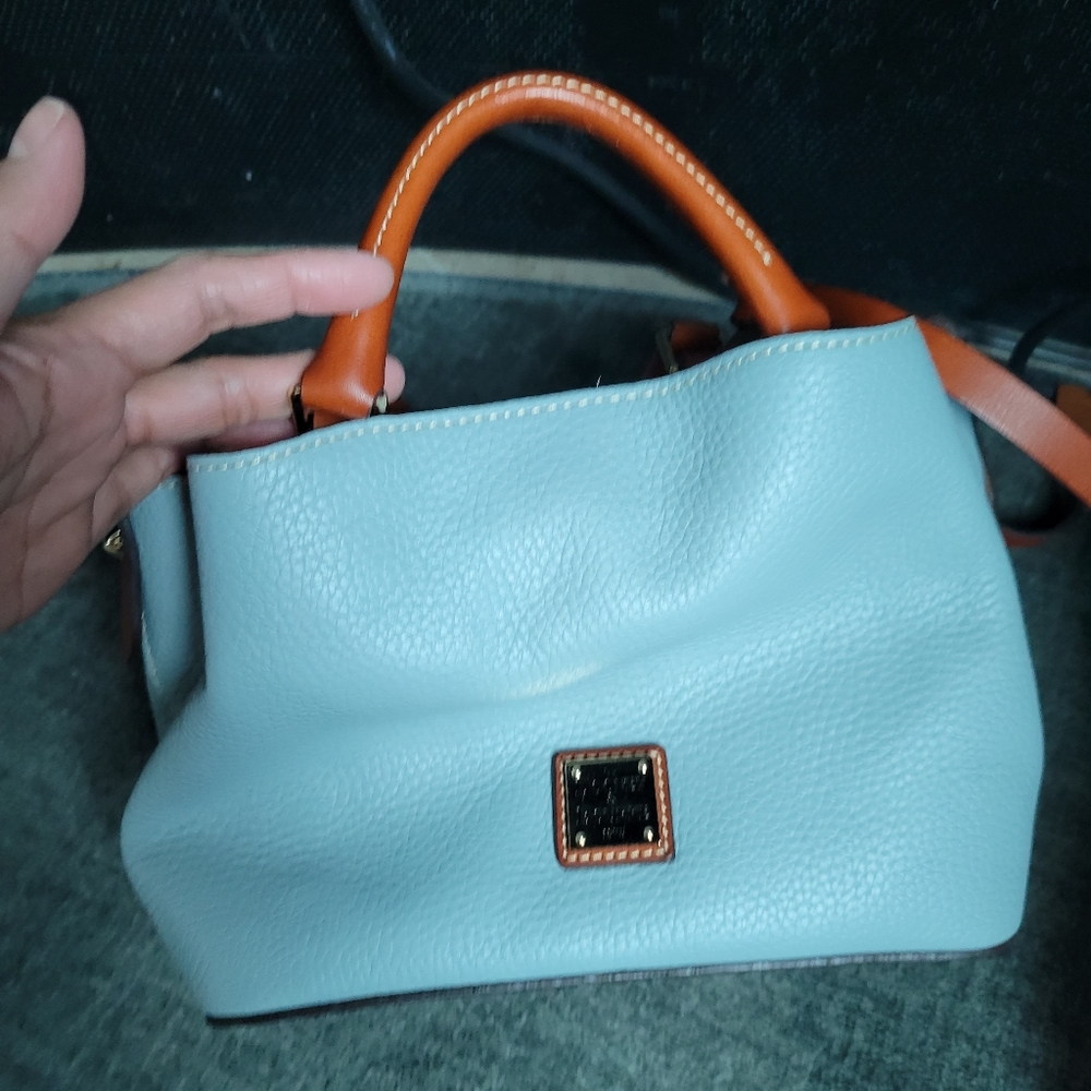 Dooney and Bourke leather mini barlowe crossbody bag